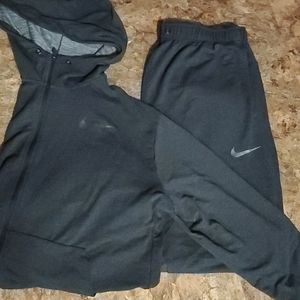 Mens Dri-fit Nike Tracksuit